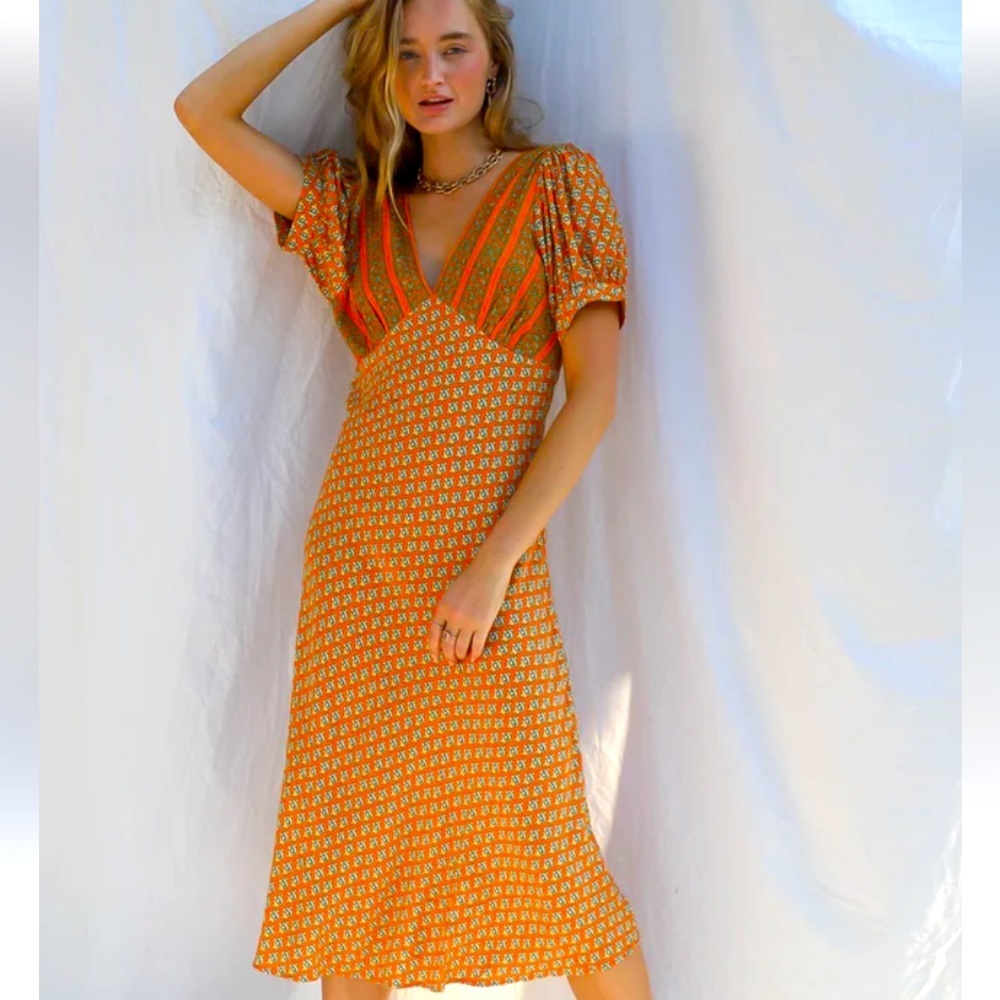 Jen’s Pirate Booty Daydream Daisy Circle Dress​